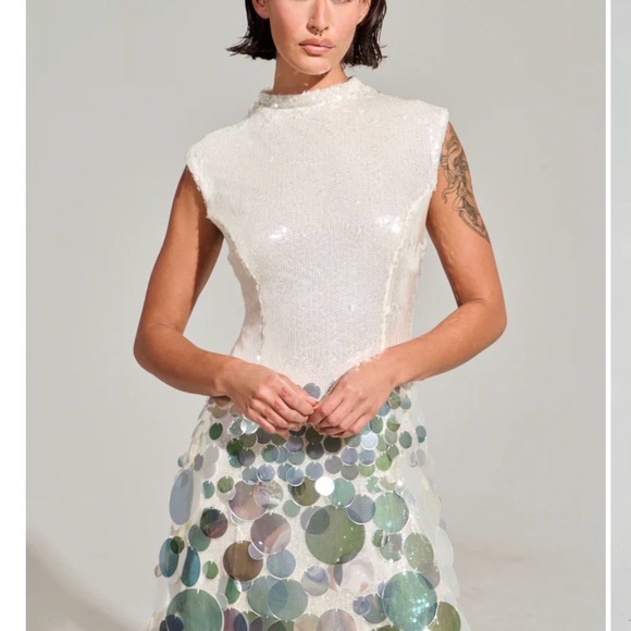 AKIRA Dresses & Skirts - AKIRA White and Silver Sequin A-Line Skirt